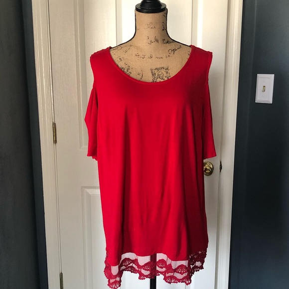 Alyx Tops - Red Alyx cold shoulder top